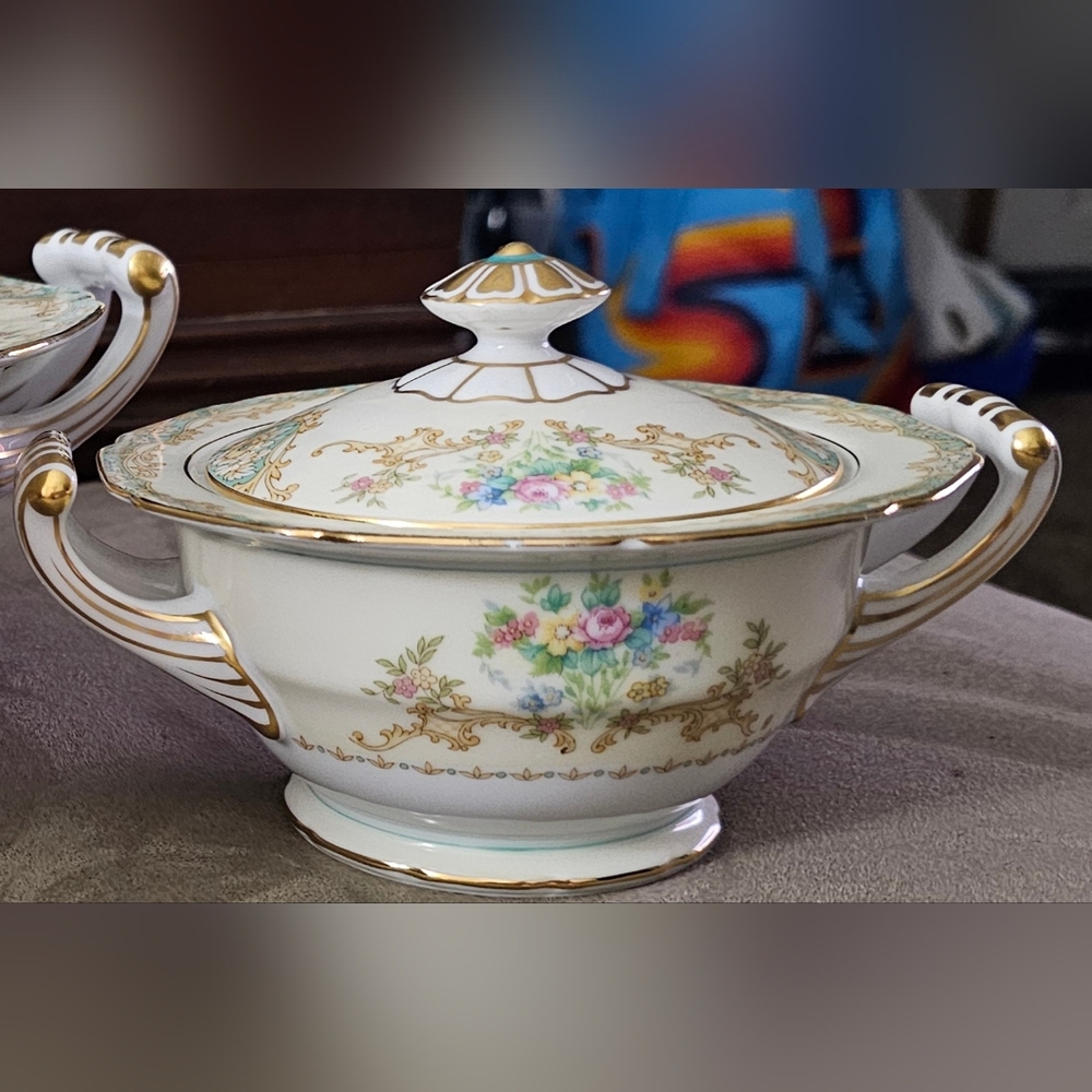 Janice Sugar Bowl & Lid by Noritake